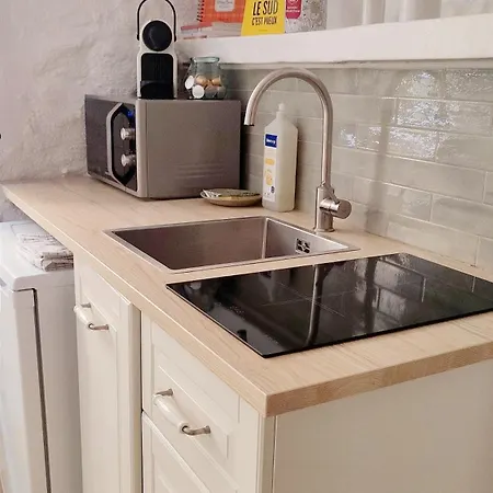 Climatise Au Calme Au Coeur Du Village Medieval Avec Rue Pietonne Apartment *